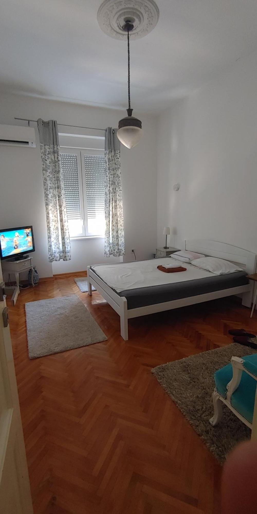 Cricket Park Hostel Beograd Bagian luar foto