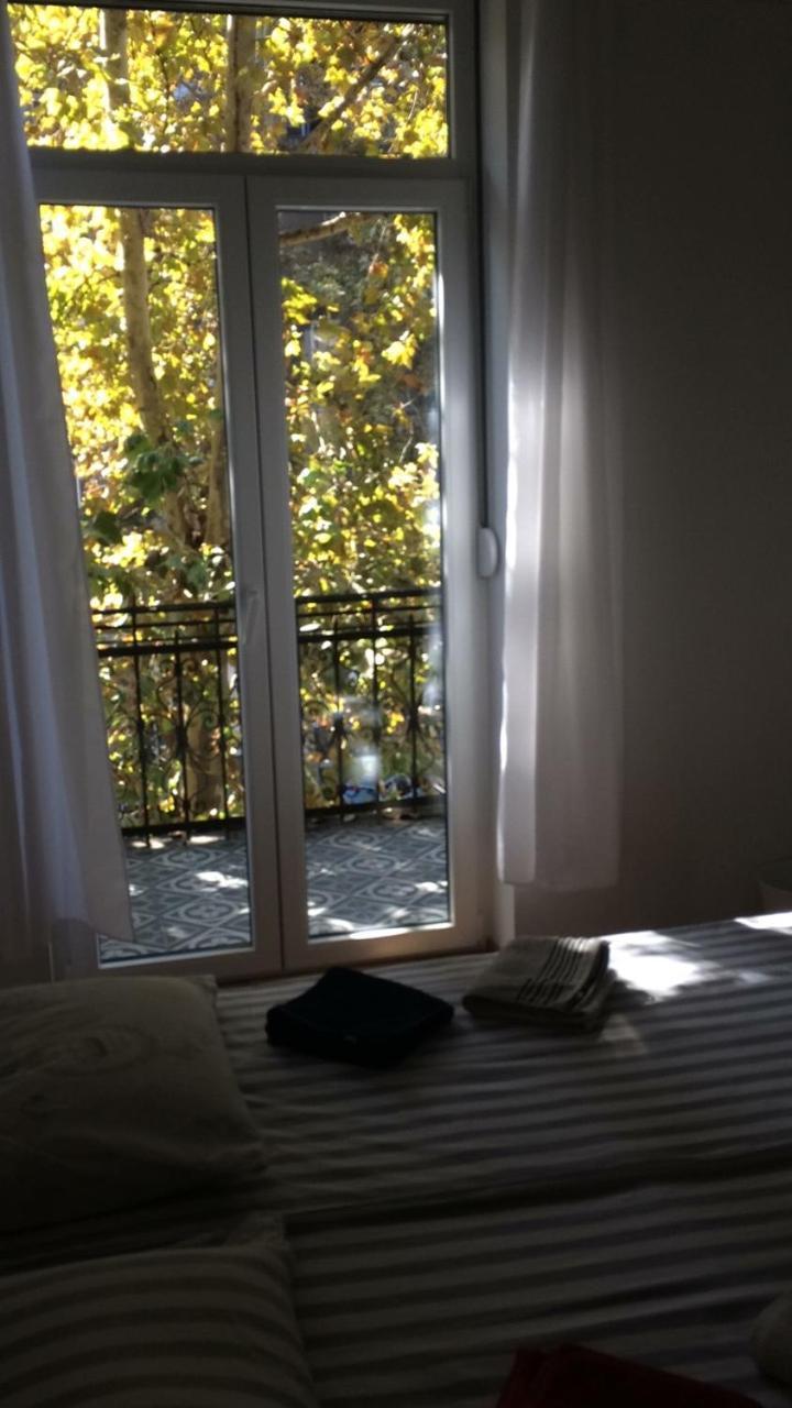 Cricket Park Hostel Beograd Bagian luar foto